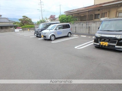 フィオーレ緑ヶ丘[1LDK/46.35m2]の駐車場3