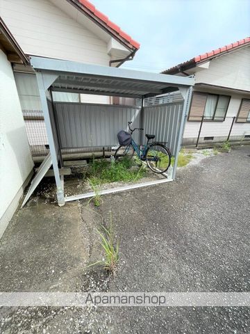 アパートメントキッズの外観写真