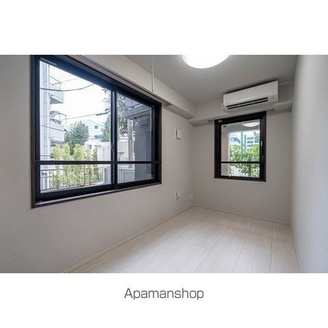 MーRESIDENCE新江古田の内装写真