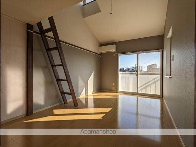 ベルヴィ北山の内装写真