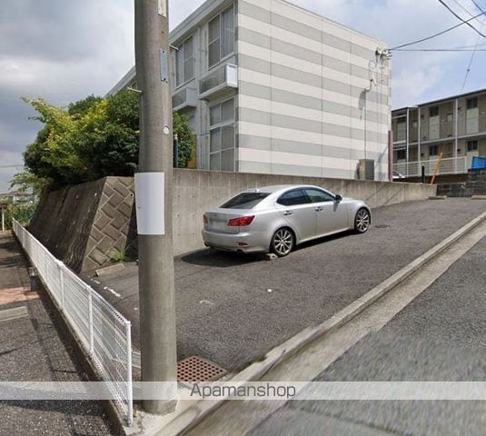 レオパレスカメリア五番館の外観写真