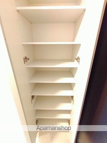 SーRESIDENCE堺筋本町UNOの内装写真