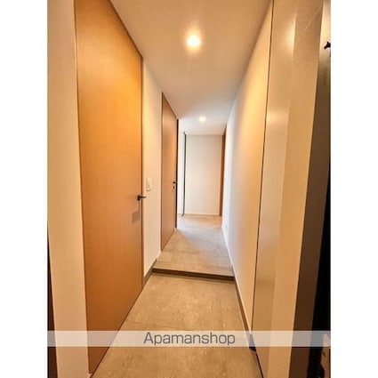 ザ・パークハウス千代田六番町[1LDK/47.81m2]の玄関