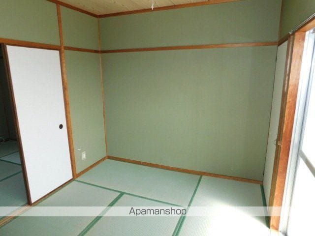グリーンマンションの内装写真