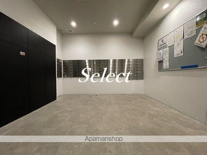 ＣｉｔｙＬｕｘＹｏｋｏｈａｍａ[2LDK/54.79m2]の共用部3