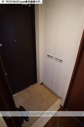リエトコート四谷[1R/40.99m2]の玄関