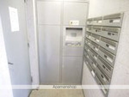 ＡＺ小石川[3LDK/72.08m2]の共用部1