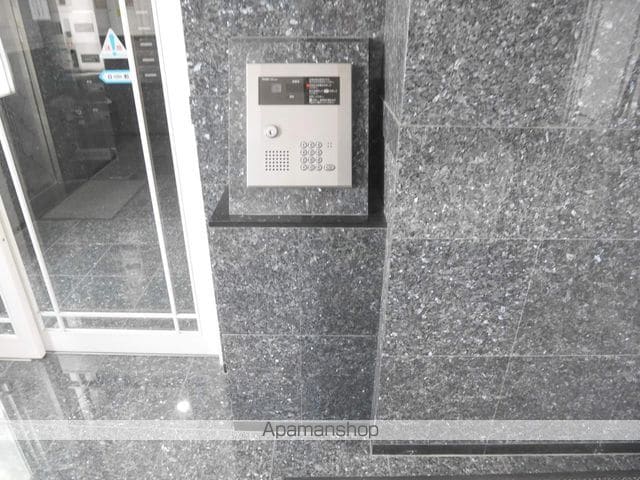 パスピエール春日の玄関写真