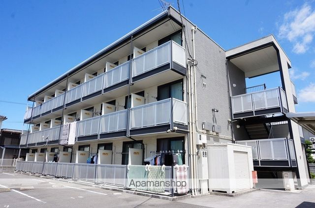 レオパレス松山インターIIの外観写真