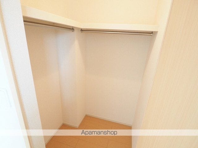 グレイス・E IIの内装写真