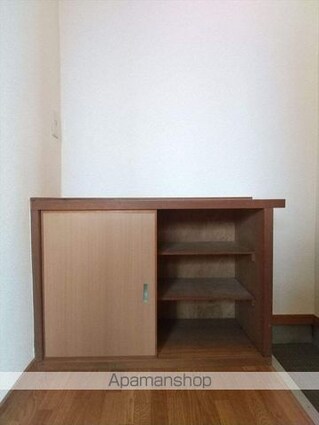 和歌山県和歌山市上町[2K/39.6m2]の内装1