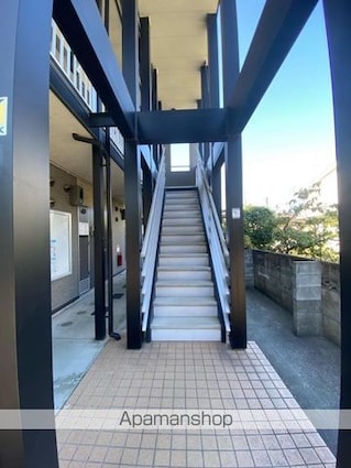 サンライズ牟礼[1K/23.18m2]の共用部2