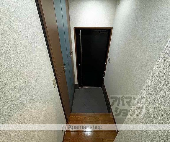 地下鉄烏丸線 烏丸御池駅 徒歩3分 4階建 築30年の内装写真