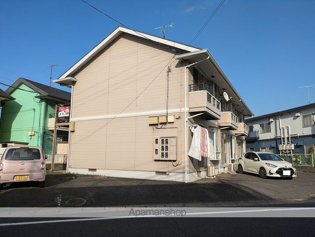 シャトレ・ウエスト Bの外観写真
