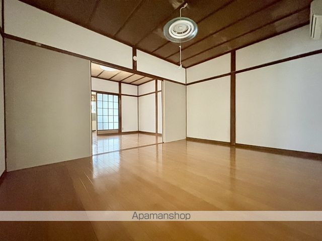 松岡田端アパートの内装写真