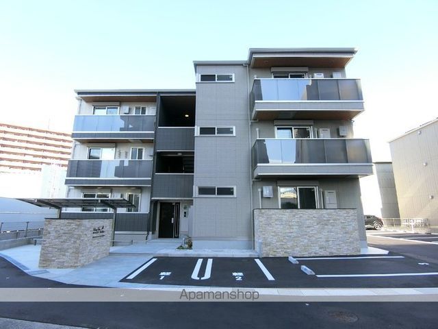 チェリーカーサ西原の外観写真