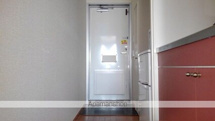 レオパレス市原Ｃ[1K/23.18m2]の玄関