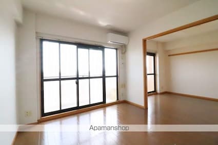 東京都羽村市緑ヶ丘５丁目[2LDK/56.57m2]のリビング・居間