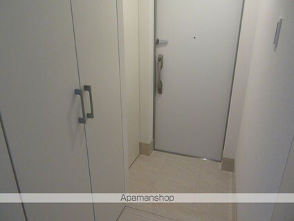 東京都練馬区氷川台３丁目[1LDK/52.49m2]の玄関