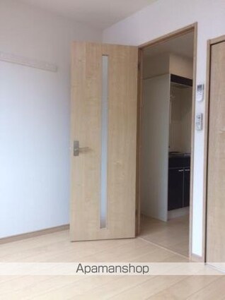 クレセント中野[1K/17.6m2]のリビング・居間1