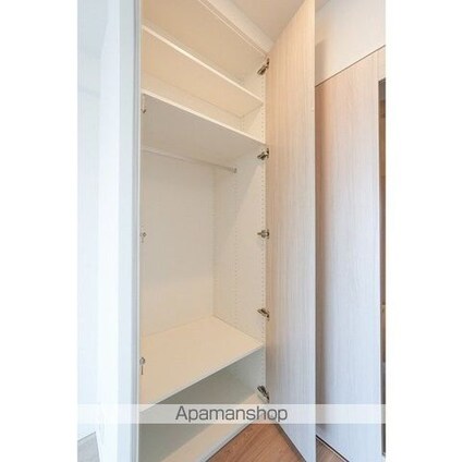 ミリアレジデンス日本橋人形町[1K/25.07m2]の収納