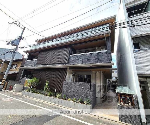 シャーメゾン祠西洞院二条の外観写真
