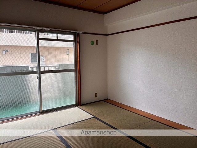 ファースト平野の内装写真