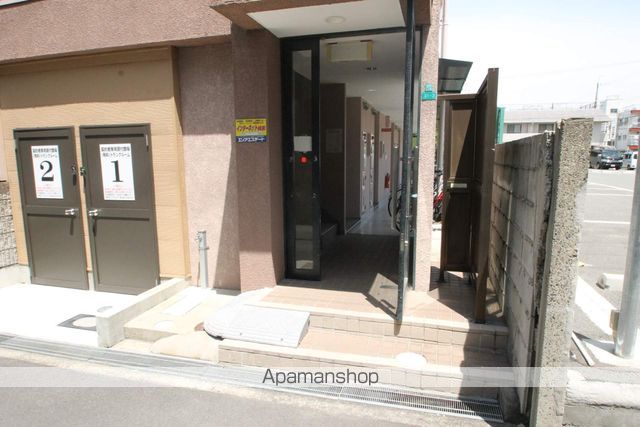 メゾンアリュールの玄関写真