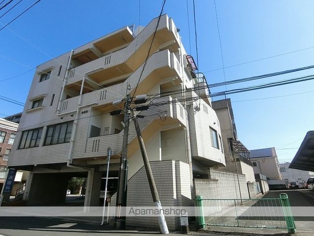 木通歯科ビルの外観写真