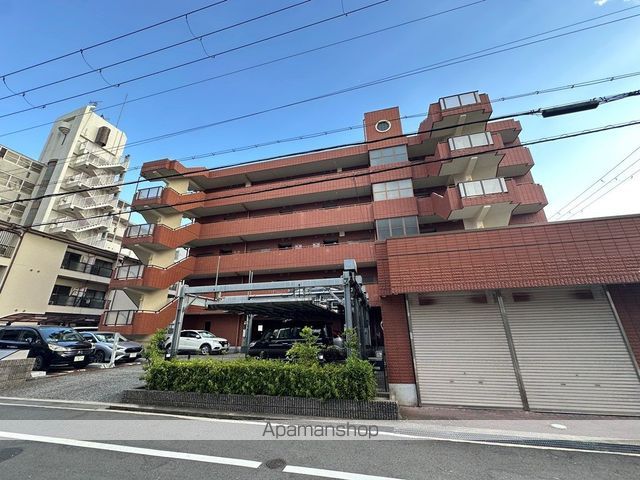 ロイヤル西宮の外観写真