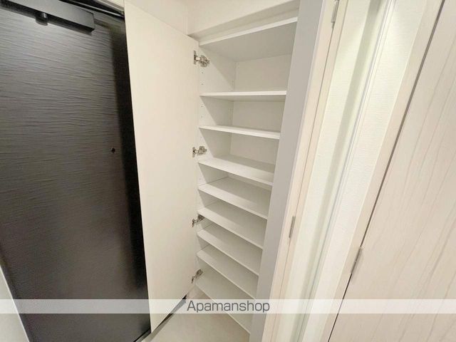 エスレジデンス堺筋本町ウーノの内装写真