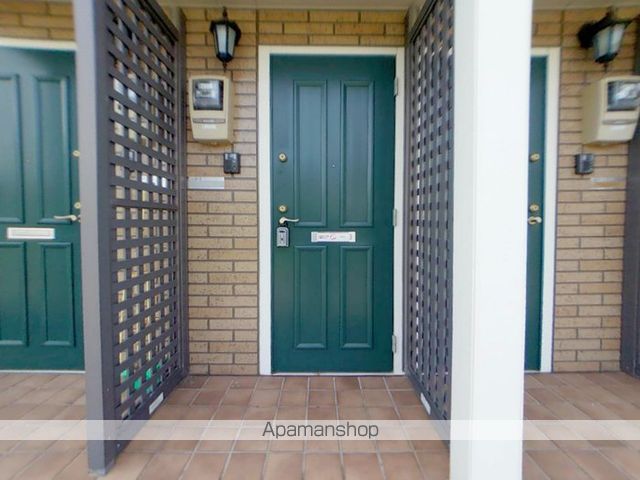 ハイ フィールド栄谷 A棟の玄関写真