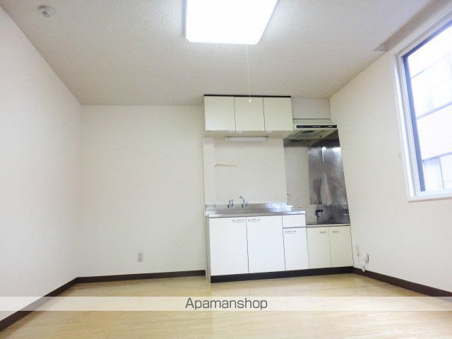 プレサントKハイツ 3号棟の内装写真