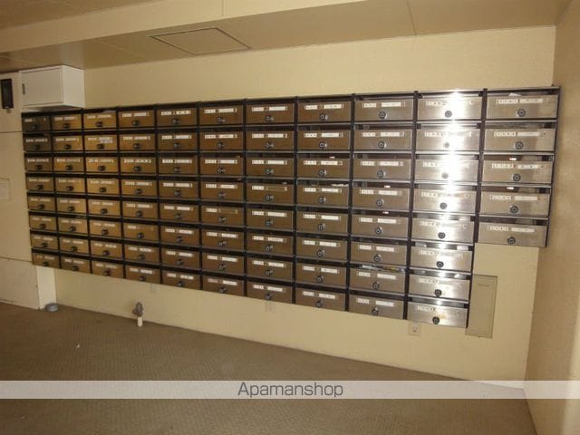 とさでん交通後免線 舟戸駅 徒歩6分 11階建 築34年の玄関写真