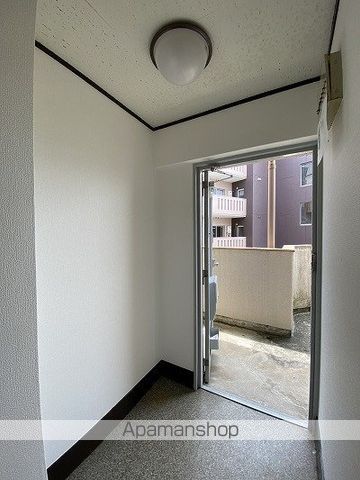 メゾンやすむろIの内装写真
