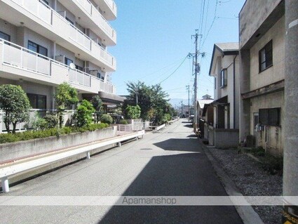 グランシティ居町[2LDK/55.7m2]の周辺1