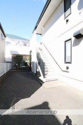 ピュアフィールドＡ棟[2LDK/54.36m2]のエントランス