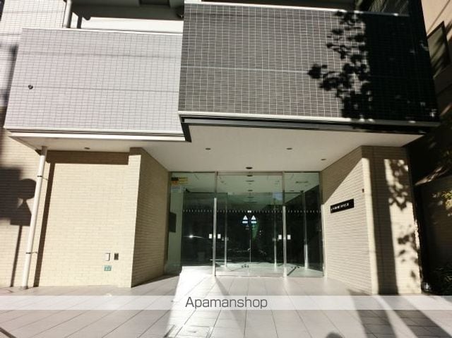コンフォリア東池袋EASTの外観写真