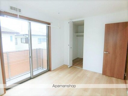 ラテルネ本八幡[3LDK/85.5m2]のリビング・居間3