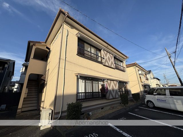コーポサンローザIの外観写真