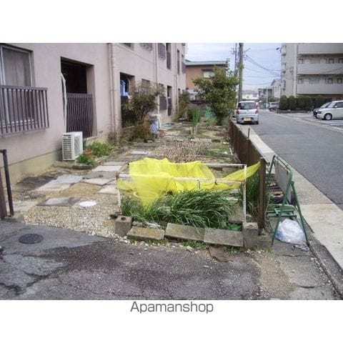 清和ビルの玄関写真