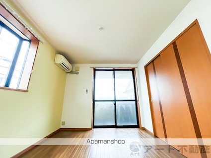 Ｔｉａｒｅ[2LDK/54m2]のリビング・居間