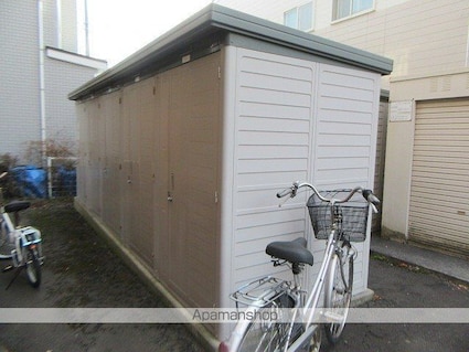 ラ・メール若草[2DK/43.74m2]の共用部1