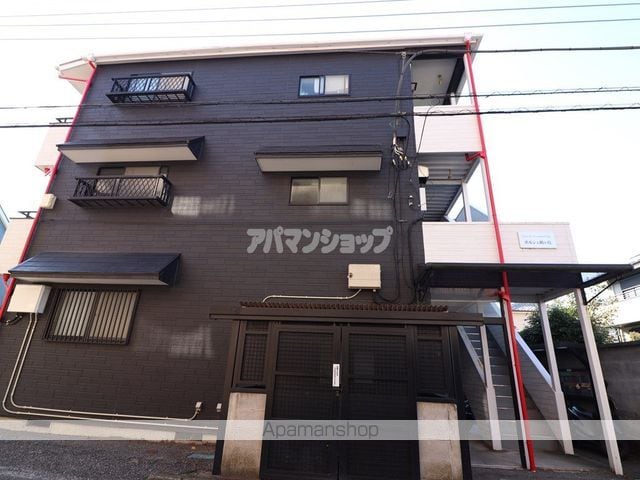 ポルシェ鶴ヶ島の外観写真