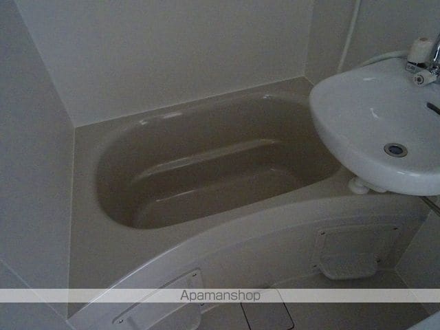 オイゼンビルの内装写真