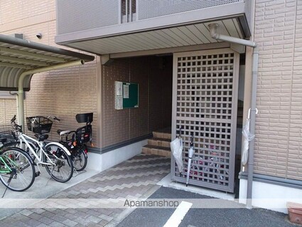 東京都昭島市田中町２丁目[2LDK/53.76m2]のエントランス