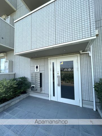Rー001の玄関写真