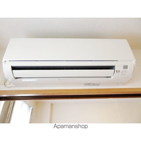 ヴァンドーム青葉の内装写真