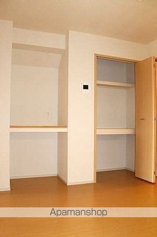 大分市 2階建 築14年の内装写真