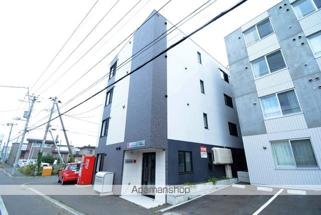 カステル美園の外観写真
